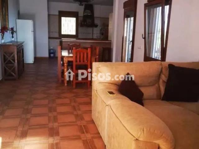 Chalet en alquiler en Sayalonga