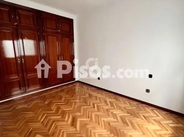 Chalet en alquiler en Salvador