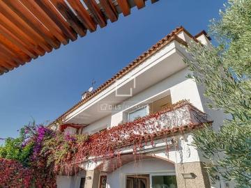Chalet en alquiler en Sant Just Desvern, Barcelona