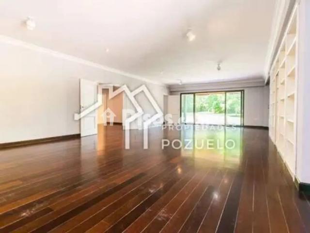 Chalet en alquiler en Pozuelo de Alarcón