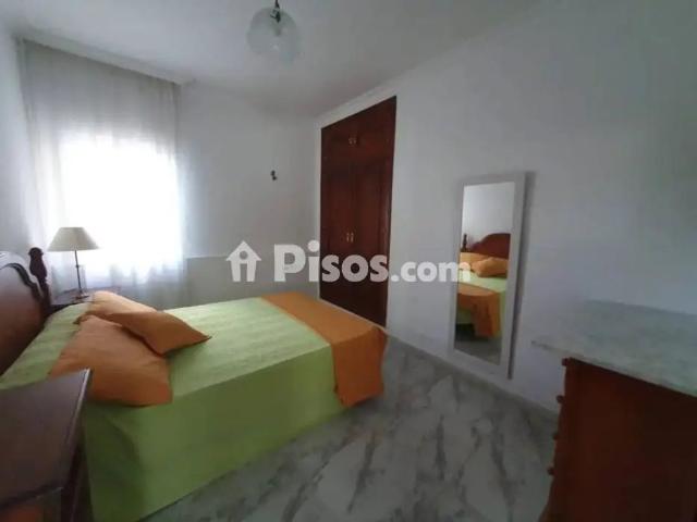 Chalet en alquiler en Poblado Benajarafe