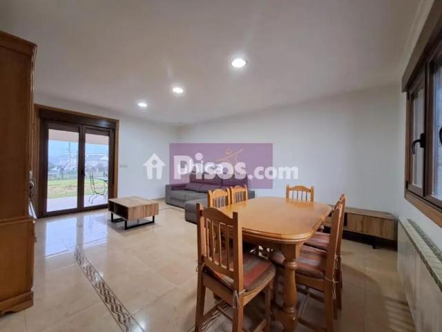 Chalet en alquiler en Ponteareas