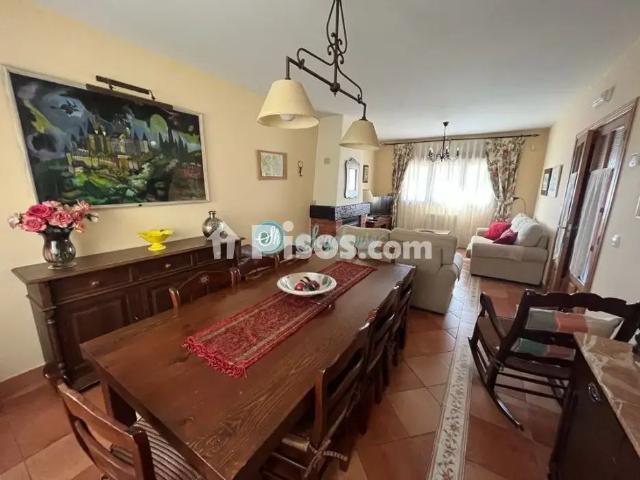 Chalet en alquiler en Palazuelos de Eresma