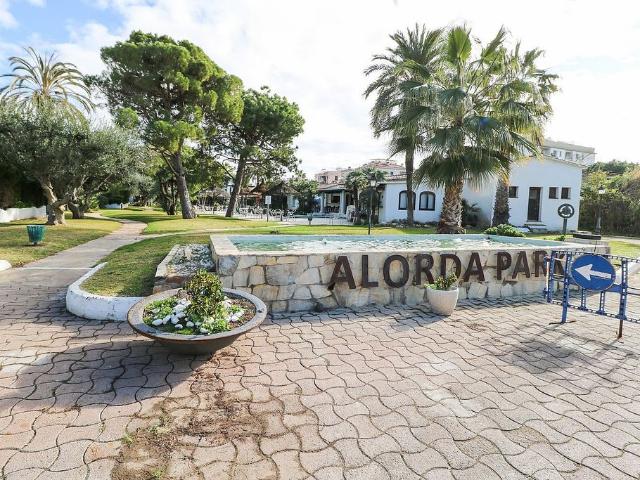 Chalet en alquiler en parque Ur Alorda, Calafell, de 145 m² 3 habitaciones por 2.900