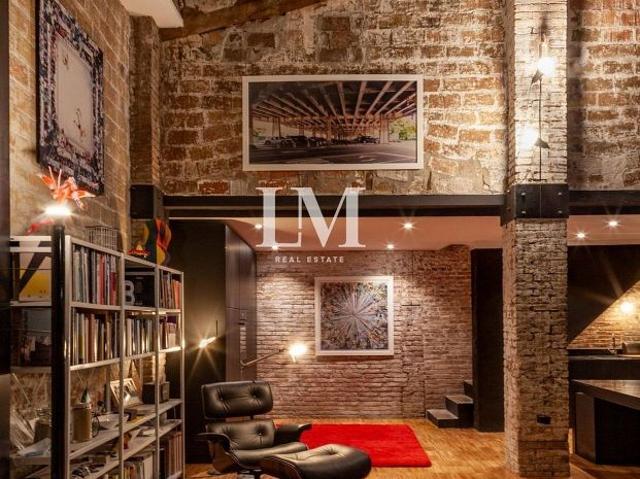 Chalet en alquiler en pasaje D'alí Bei, Barcelona, de 250 m² 4 habitaciones por 6.000