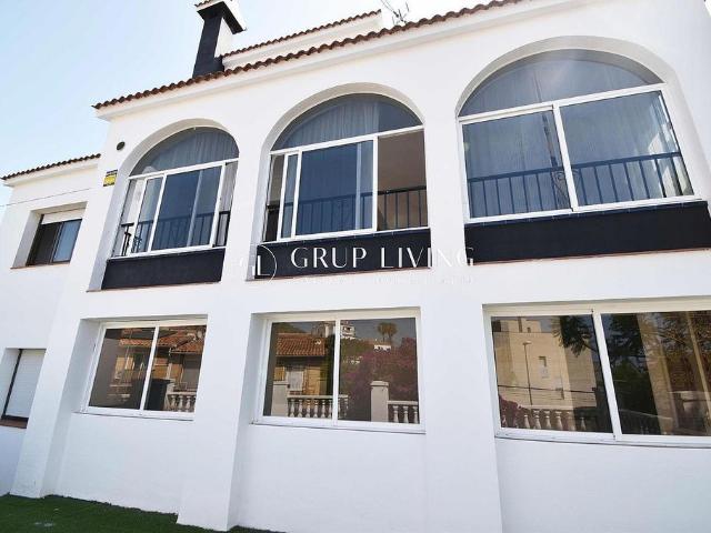 Chalet en alquiler en paseo Espanya, Sant Pere de Ribes, de 89 m² 3 habitaciones por 2.530