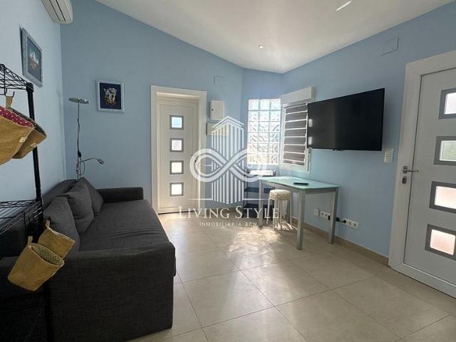 Chalet en alquiler en paseo Ronda, Castelldefels, de 75 m² 2 habitaciones por 1.650
