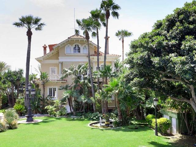 Chalet en alquiler en paseo Walkway Maritim, Sitges, de 770 m² 7 habitaciones por 15.000