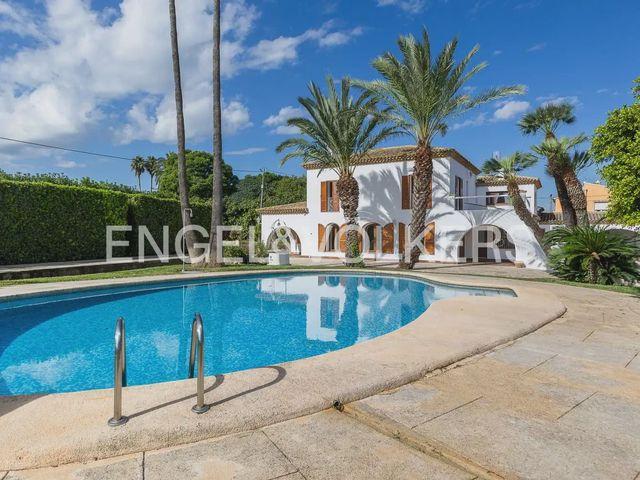 Chalet en alquiler en Pedreguer, Alicante Costa Blanca
