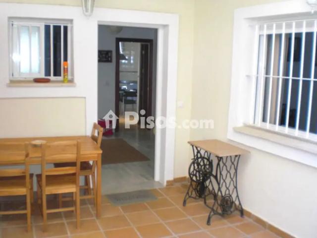 Chalet en alquiler en Picadueñas