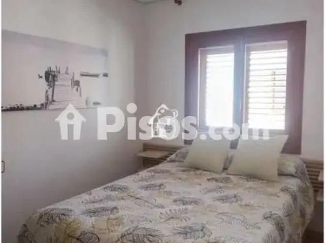 Chalet en alquiler en Pilar de La Horadada