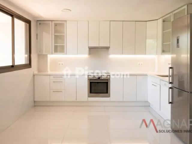 Chalet en alquiler en Proximo Al Golf