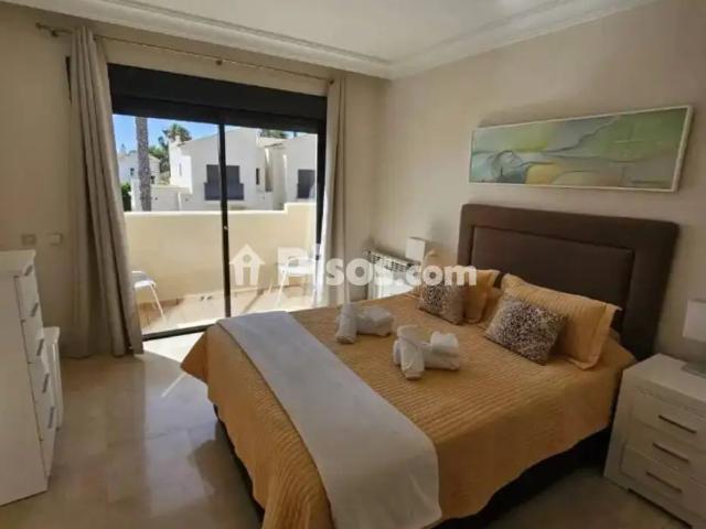 Chalet en alquiler en Roda