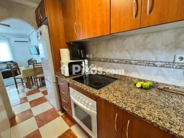 Chalet en alquiler en Rojales