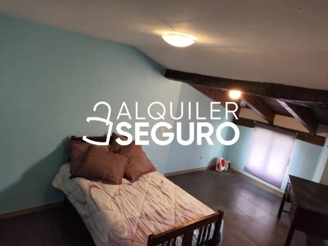 Chalet en alquiler en Ricos Hombres