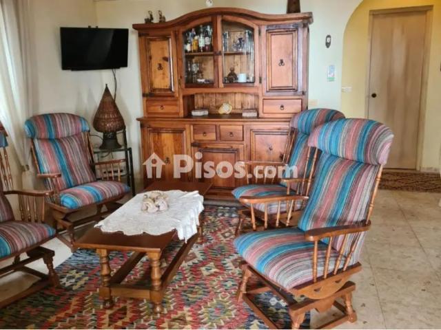 Chalet en alquiler en Rincón de La Victoria