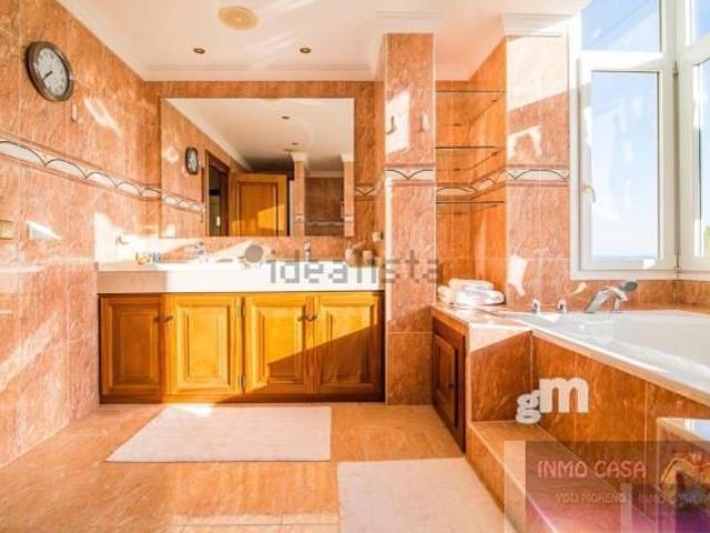 Chalet en alquiler en Rio real, Marbella