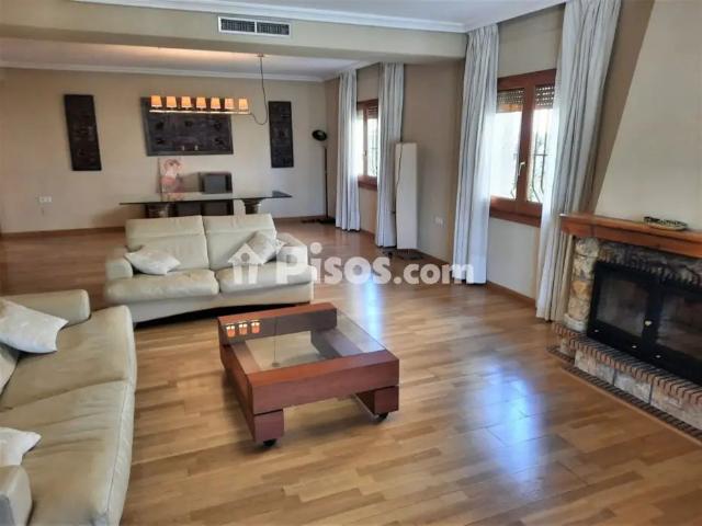 Chalet en alquiler en Urb. los Ángeles
