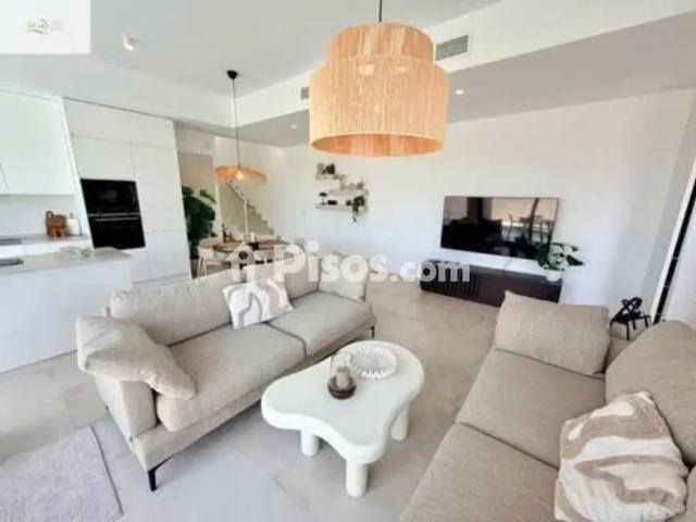 Chalet en alquiler en Urbanización Golf Bahía