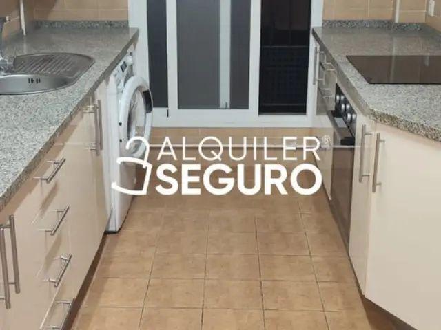 Chalet en alquiler en Utrera