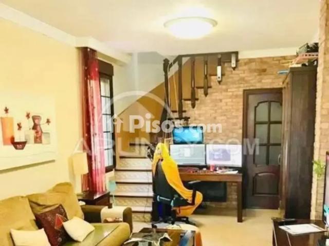 Chalet en alquiler en Utrera