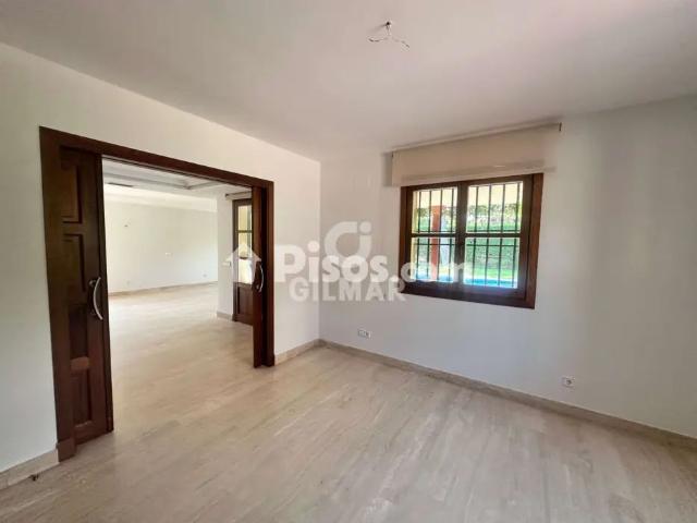 Chalet en alquiler en Valdemarín