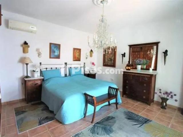 Chalet en alquiler en Velilla