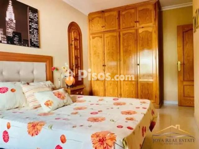 Chalet en alquiler en Velilla