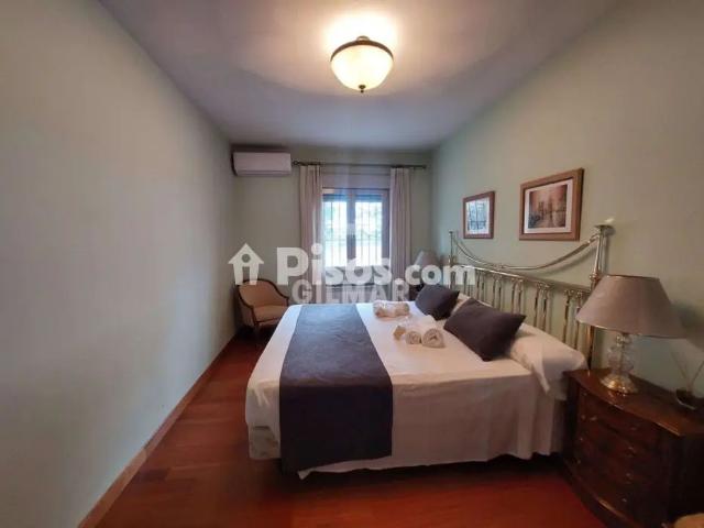 Chalet en alquiler en Venturada