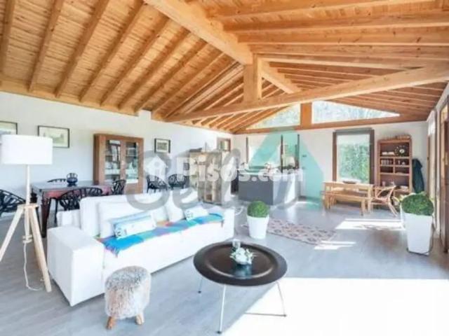 Chalet en alquiler en Villaviciosa