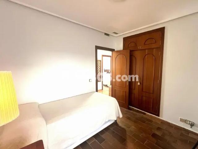 Chalet en alquiler en Vistahermosa