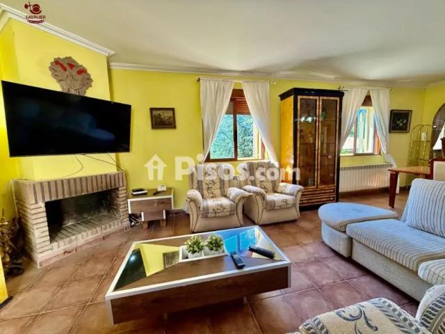 Chalet en alquiler en Zona Tranquila