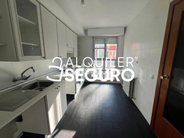 Chalet en alquiler en Zona Estación Centro