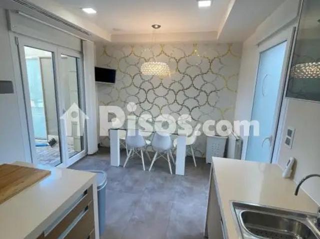Chalet en alquiler en Zona Paseo Maritimo
