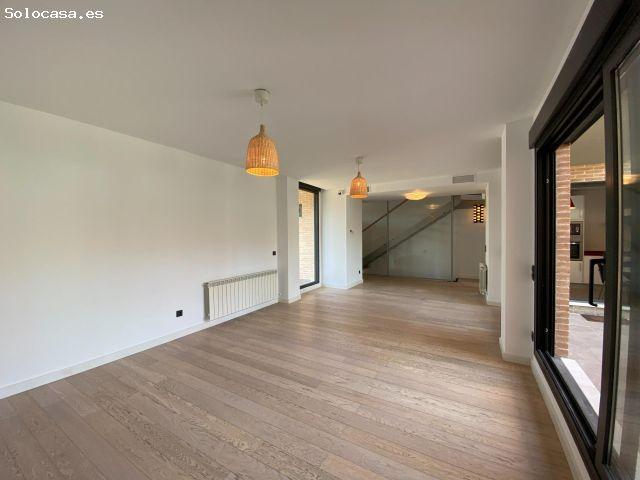 Chalet en Alquiler en Zaragoza, Zaragoza