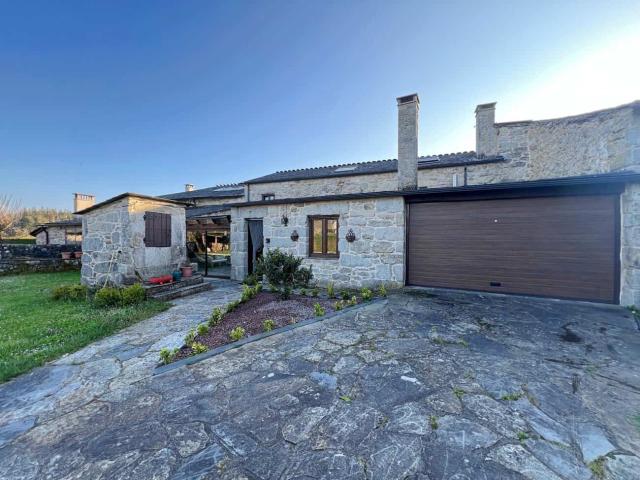 CHALET EN ALQUILER PROXIMO A LUGO