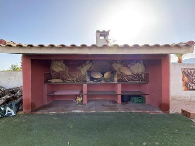 CHALET EN BENIAJAN