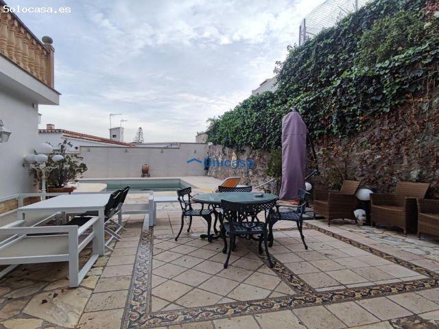 CHALET EN LA EXCLUSIVA ZONA DE ATABAL, MÁLAGA