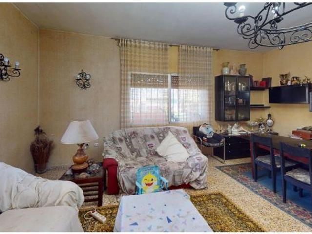 CHALET EN LA URBANIZACION MONTEUMBRIA, ESCOPETE