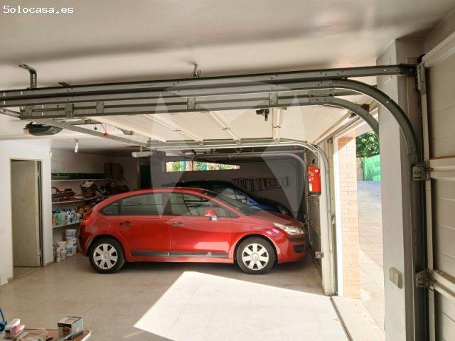 CHALET EN LAS VAGUADAS CON PARCELA 1.170 M² Y PISCINA