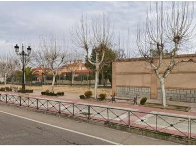 CHALET EN LAS VENTAS DE RETAMOSA