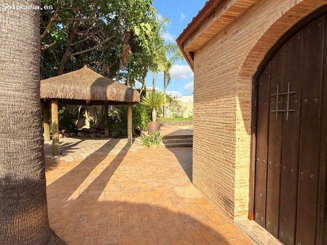 CHALET EN MONTESANO CON 4 HABITACIONES Y PISCINA