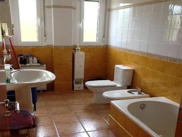 CHALET EN MATACHANA SEMINUEVO CON FINCA DE 1500 M2
