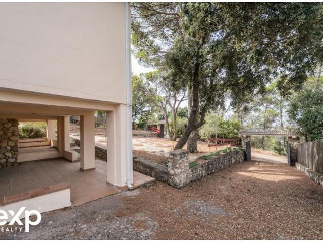 CHALET EN NUEVA SIERRA