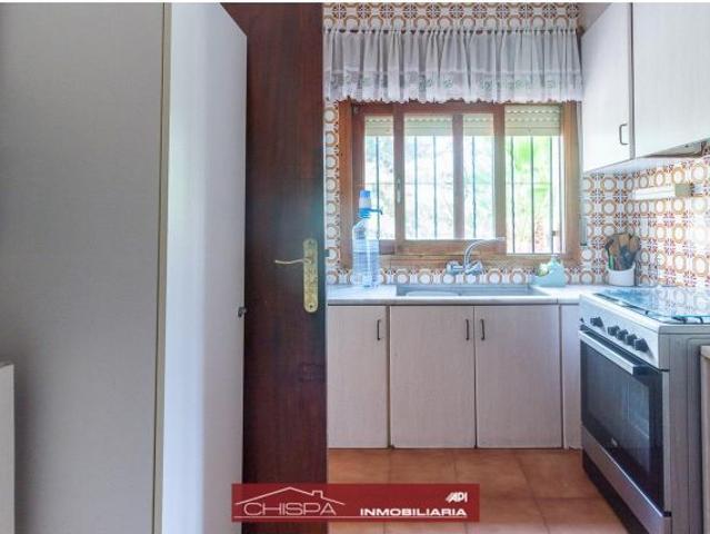 Chalet en suelo rústico con parcela de 2000m2