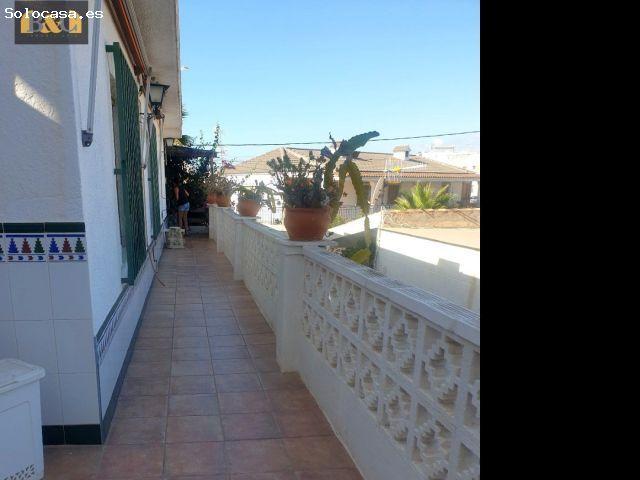 ¡CHALET EN TERREROS!