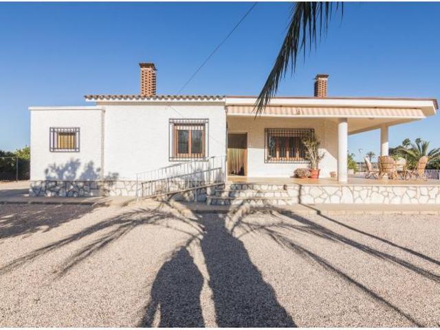 ¡CHALET EN VALVERDE CTRA. SANTA POLA ELCHE!