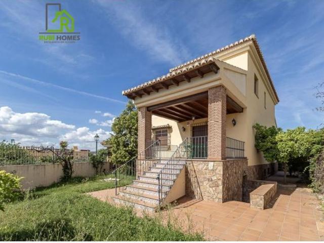 CHALET EN VENTA CÁJAR