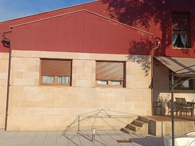 Chalet en venta. Carrascal de Barregas