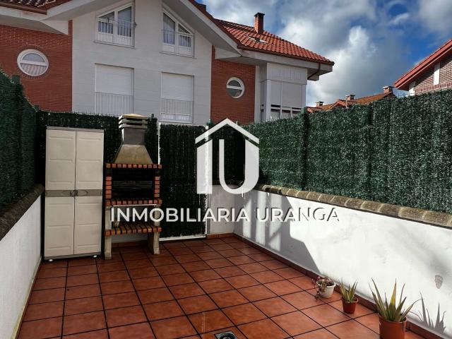 Chalet en venta. AMPUERO